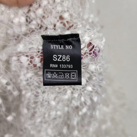 Pol White Fringe Crochet Knit Top Large Lightweight Sheer Accents Boho Style - Picture 4 of 8